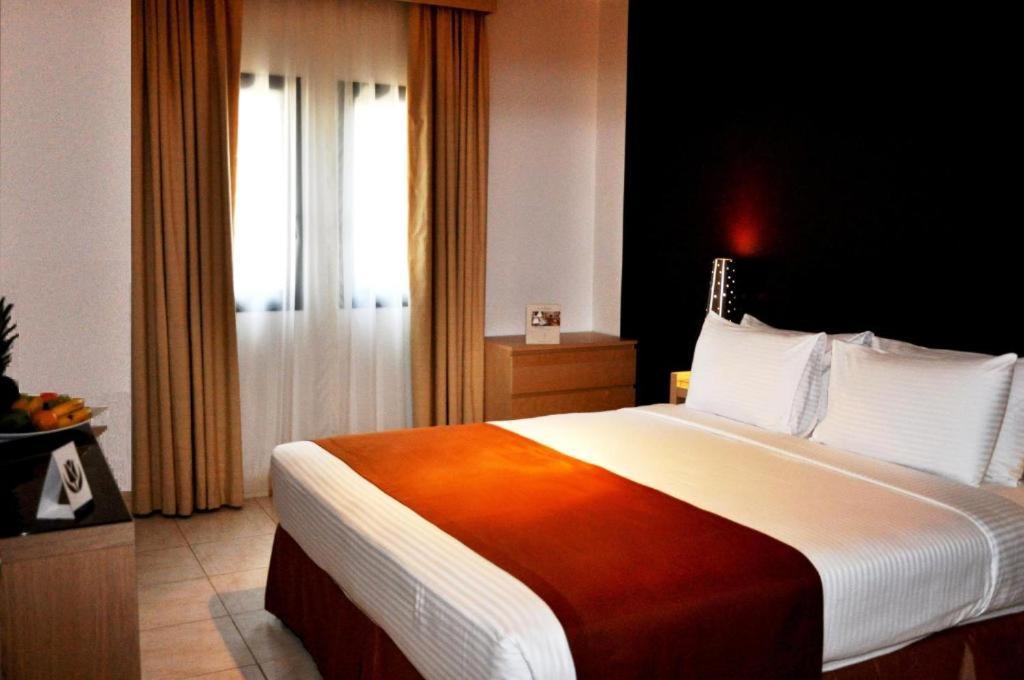 Golden Tulip Dana Bay Resort Dhahran Eksteriør billede